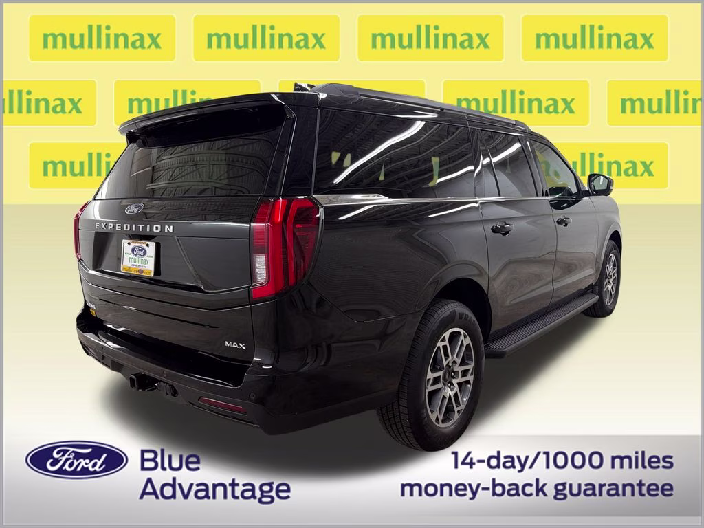 2025 Agate Black Metallic Ford Expedition Max Active RWD SUV