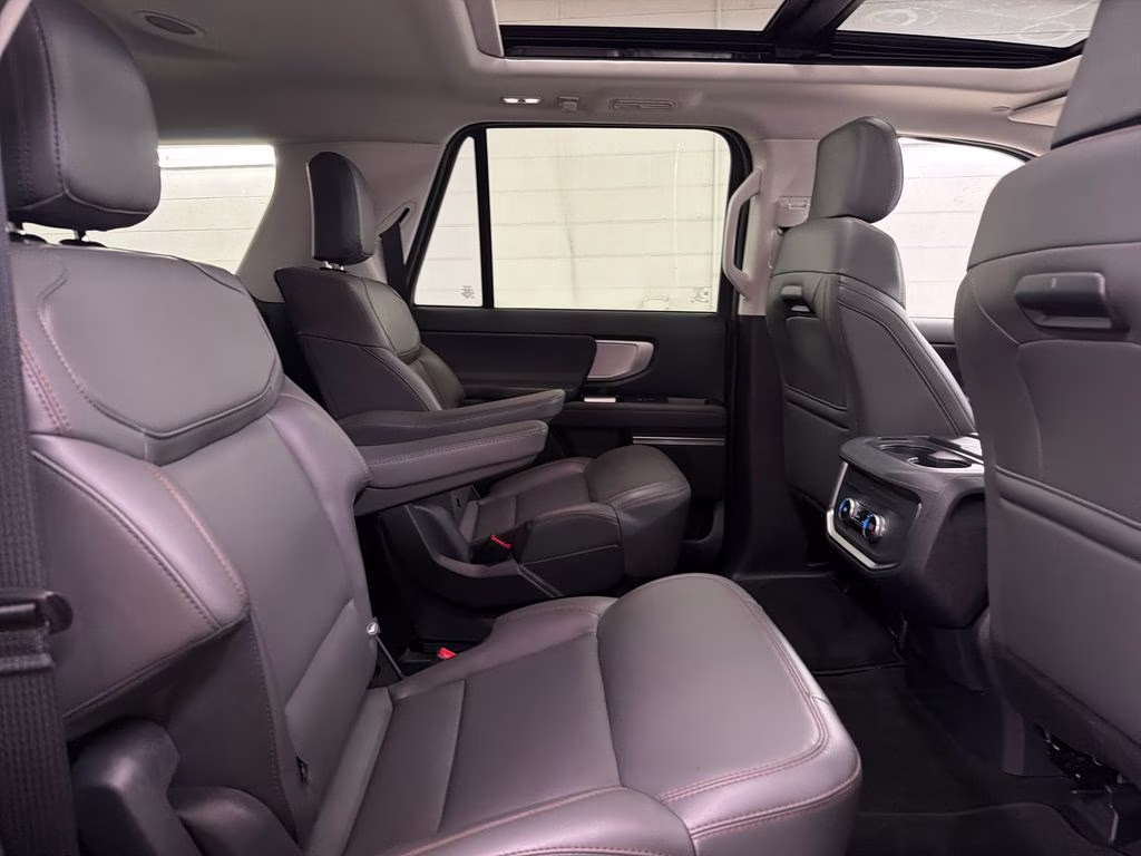 2025 Agate Black Metallic Ford Expedition Max Active RWD SUV