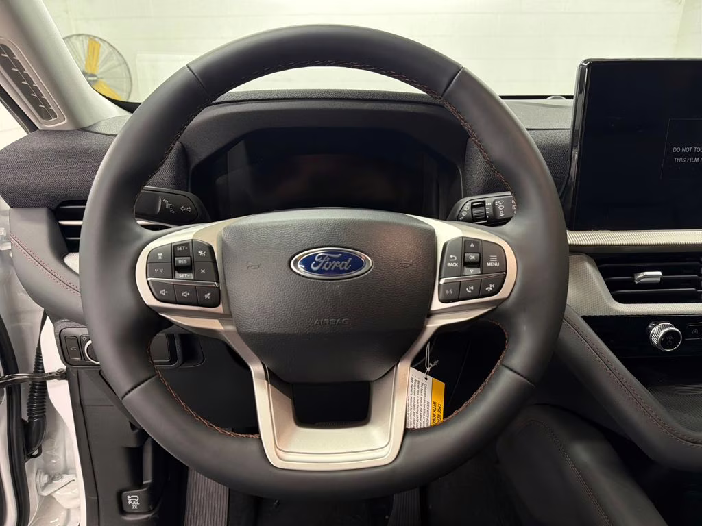 2026 STAR WHITE TRI-COAT Ford Explorer Active RWD SUV