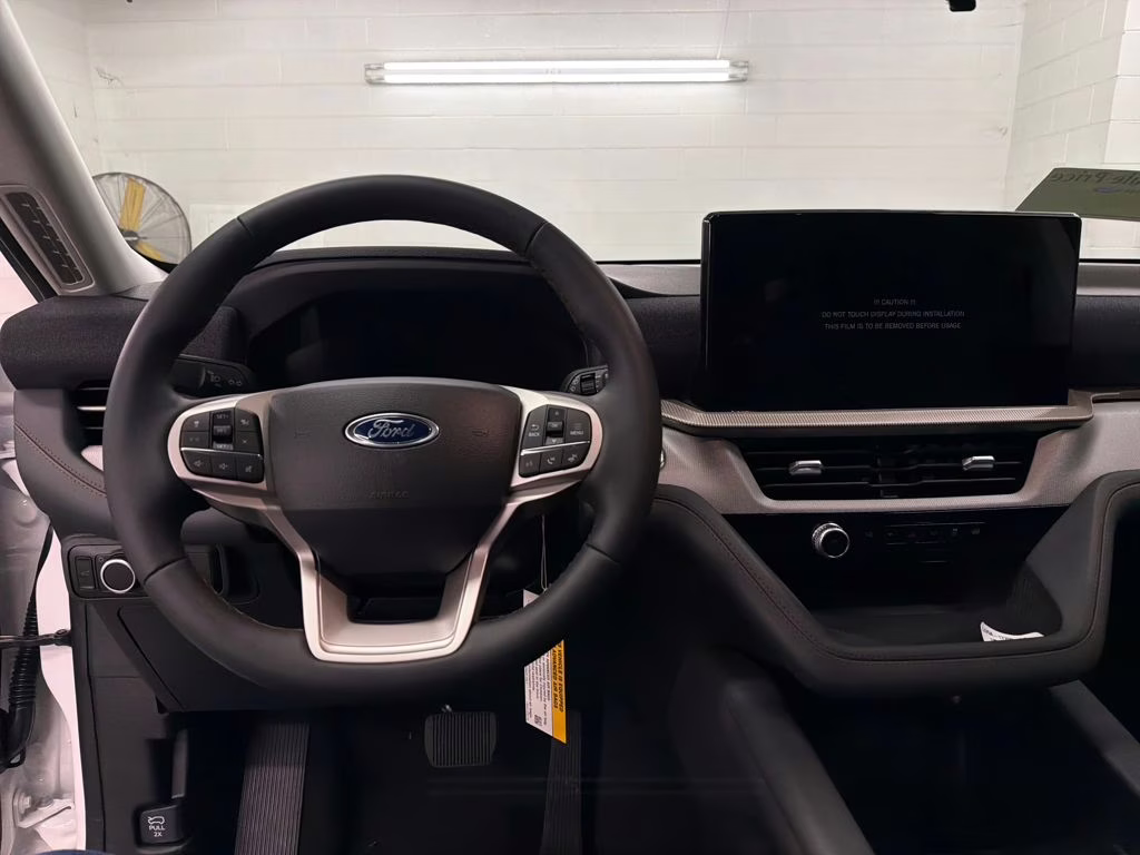 2026 STAR WHITE TRI-COAT Ford Explorer Active RWD SUV