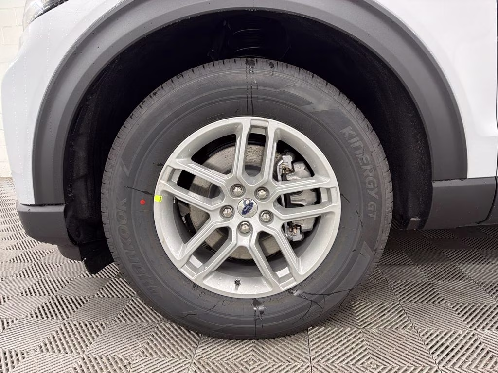 2026 SPACE SILVER Ford Explorer Active RWD SUV