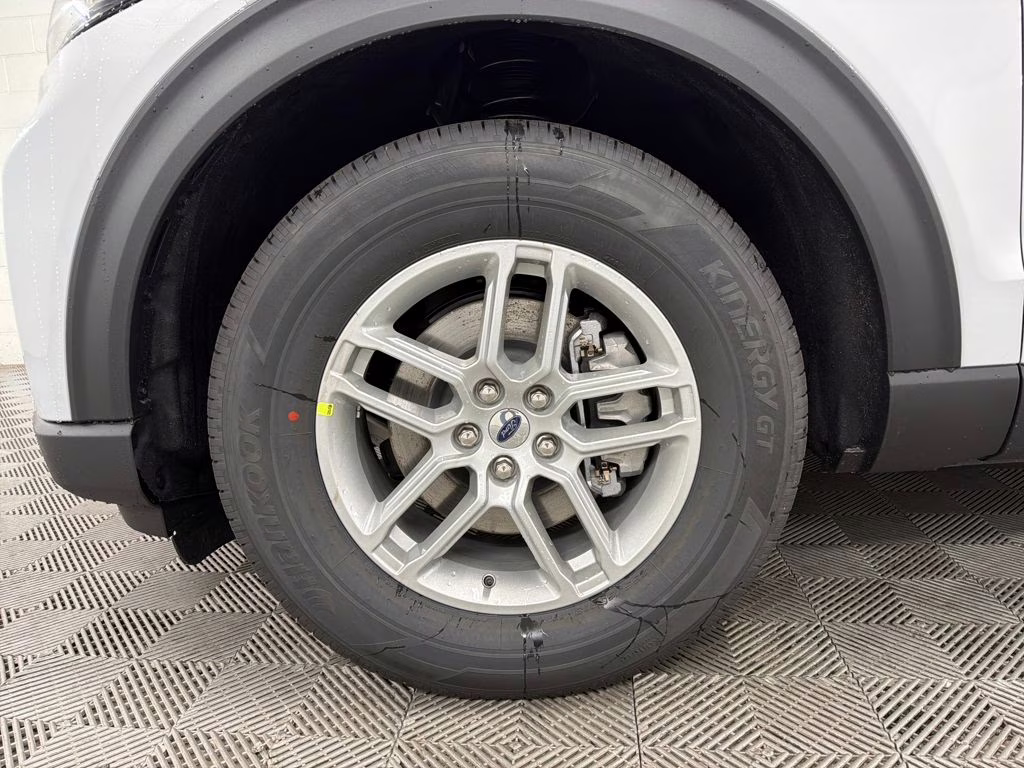 2026 SPACE SILVER Ford Explorer Active RWD SUV