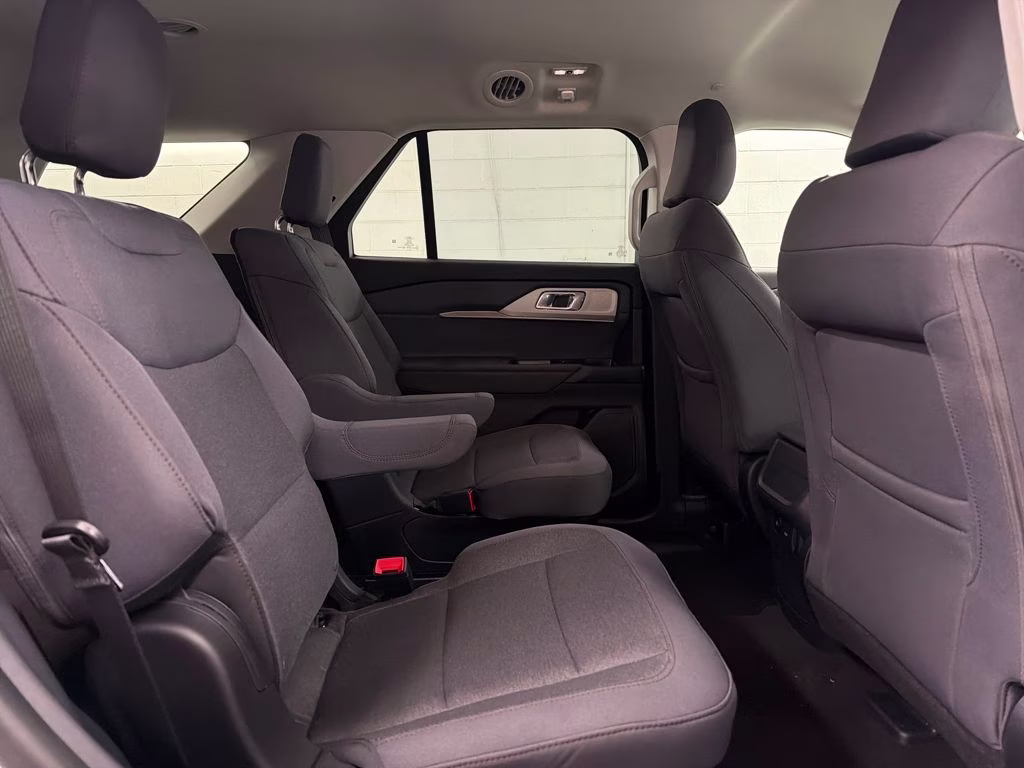 2026 SPACE SILVER Ford Explorer Active RWD SUV