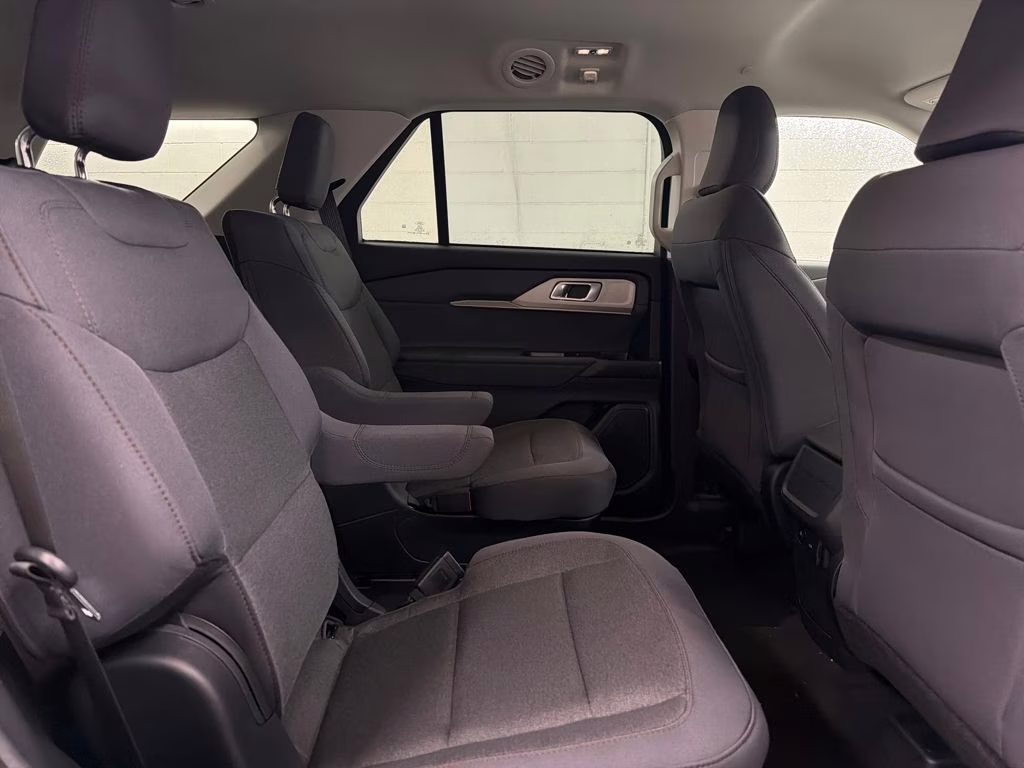 2026 STAR WHITE TRI-COAT Ford Explorer Active RWD SUV