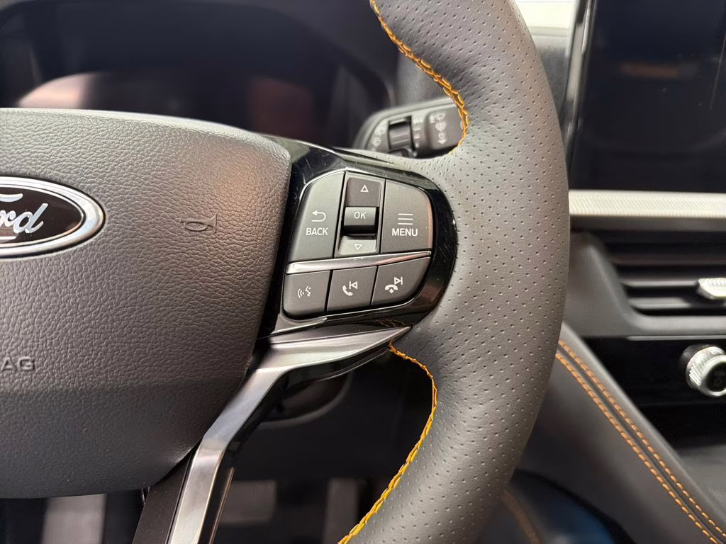 2026 STAR WHITE TRI-COAT Ford Explorer Tremor 4X4 SUV