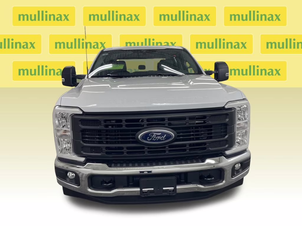 2026 OXFORD WHITE Ford Super Duty F-250 SRW XL RWD Truck