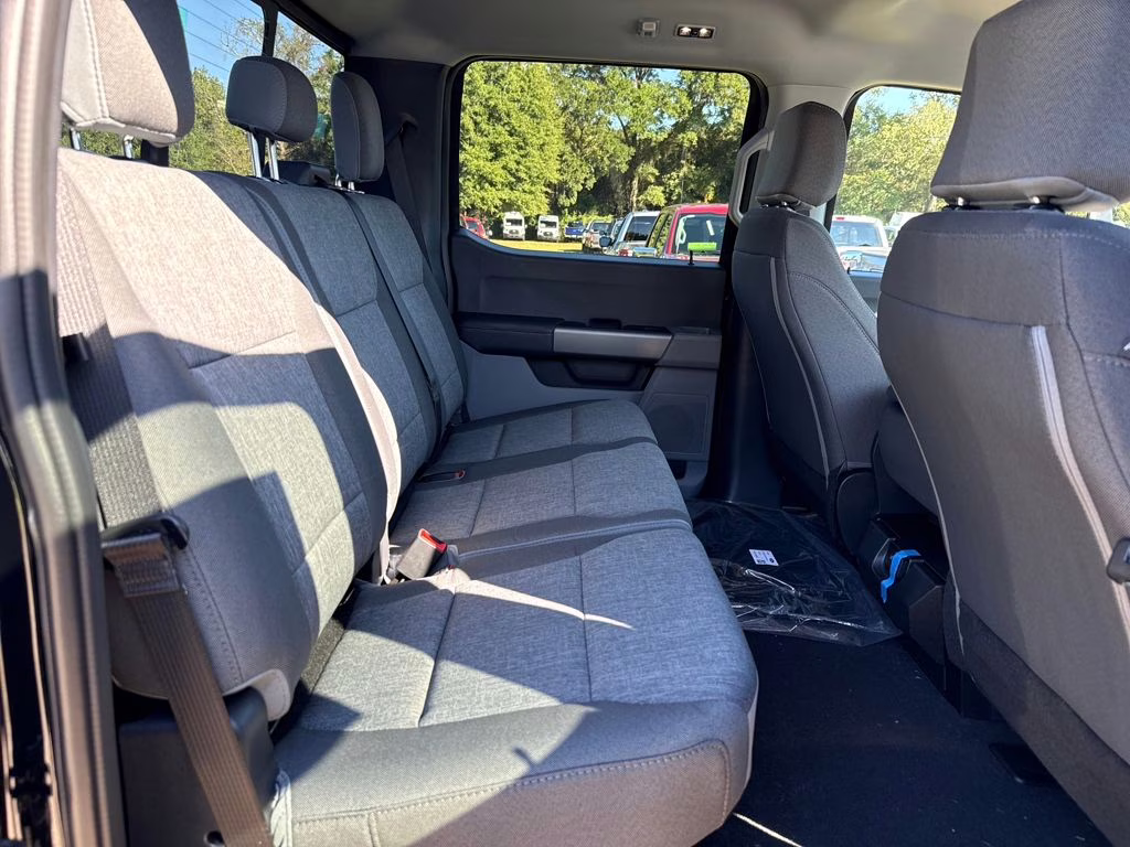 2026 AGATE BLACK Ford Super Duty F-250 SRW STX 4X4 Truck