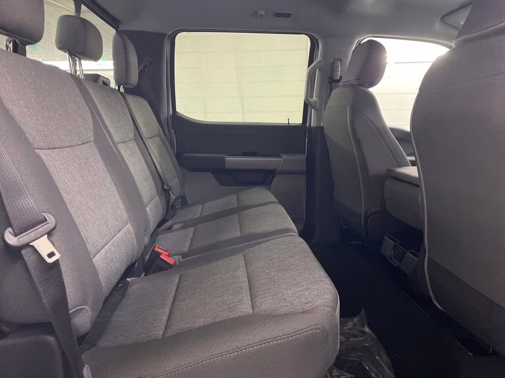 2026 OXFORD WHITE Ford Super Duty F-250 SRW STX 4X4 Truck