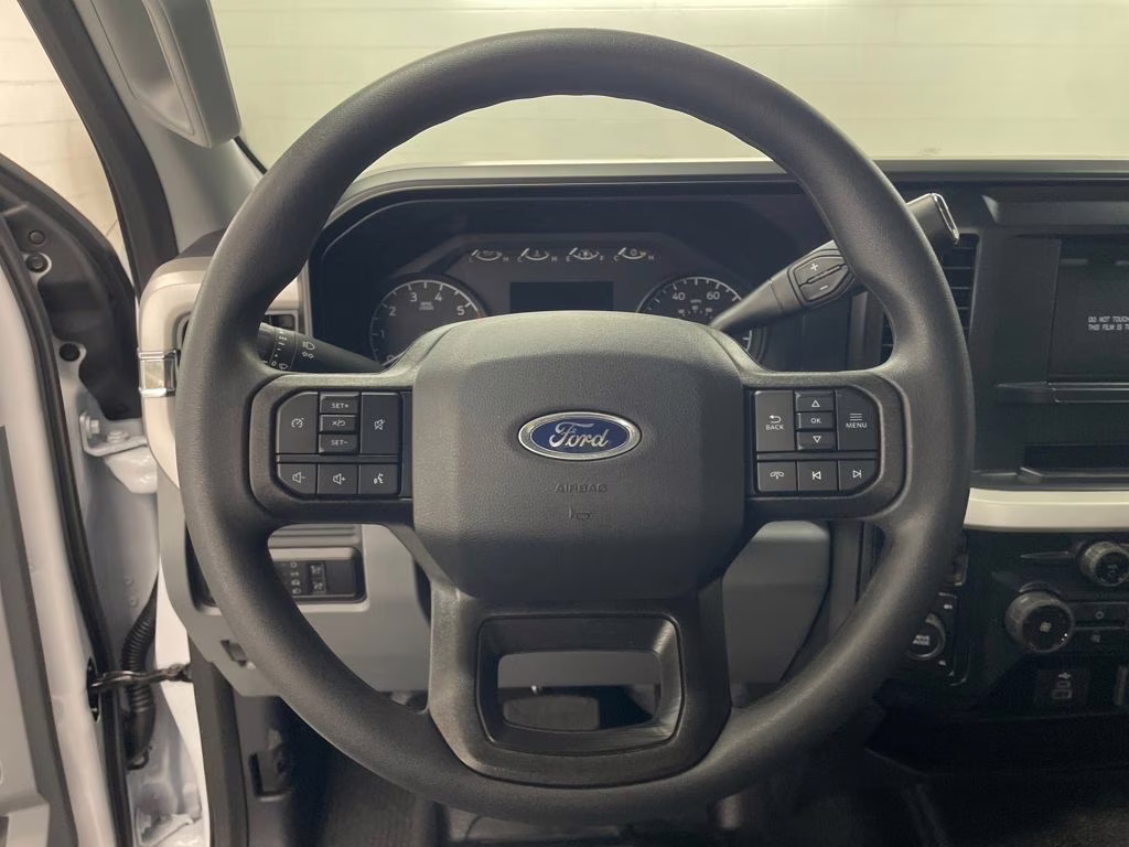 2026 OXFORD WHITE Ford Super Duty F-250 SRW XL 4X4 Truck