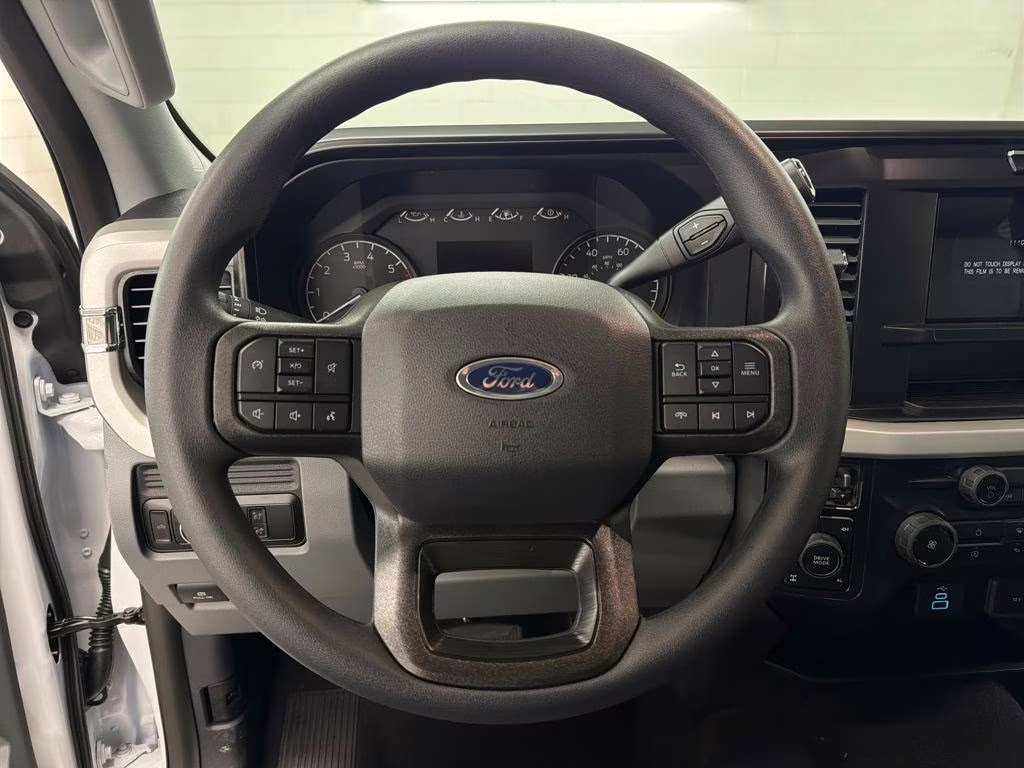 2026 OXFORD WHITE Ford Super Duty F-250 SRW XLT 4X4 Truck