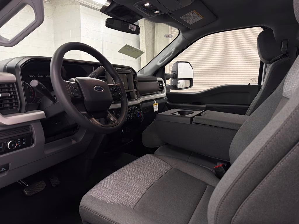 2026 OXFORD WHITE Ford Super Duty F-250 SRW XLT 4X4 Truck