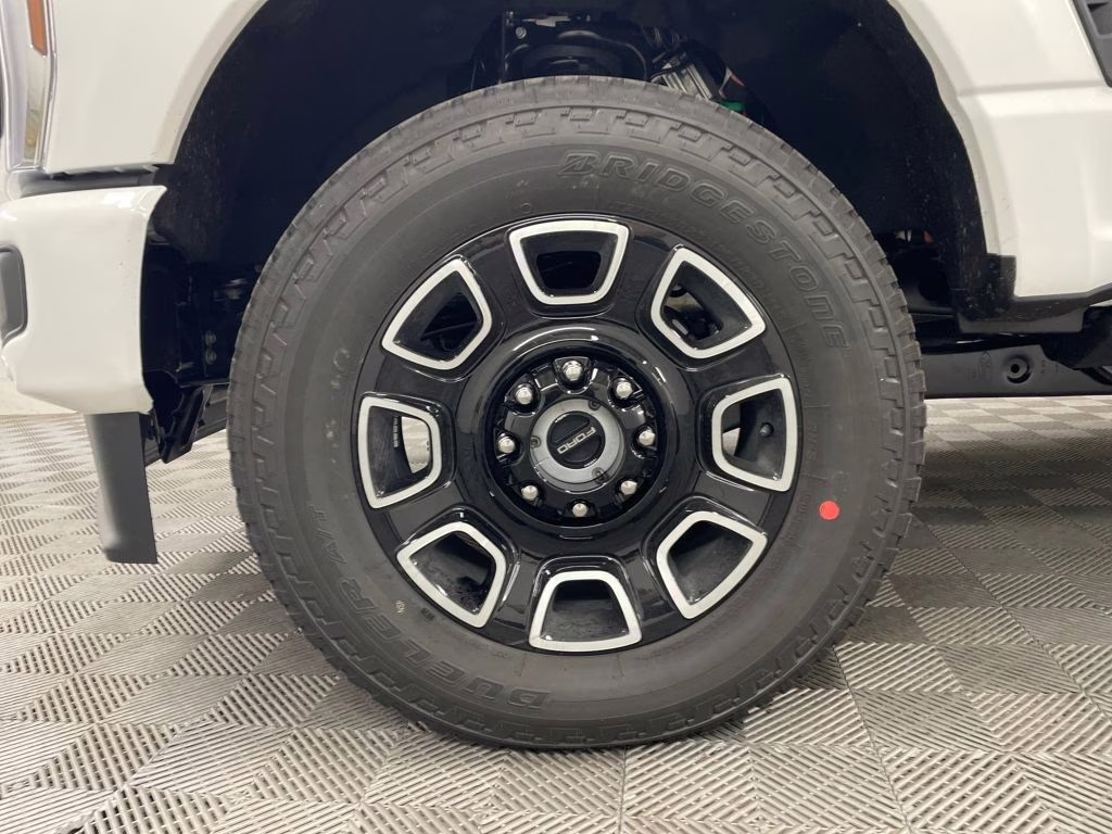 2026 STAR WHITE Ford Super Duty F-250 SRW Platinum 4X4 Truck