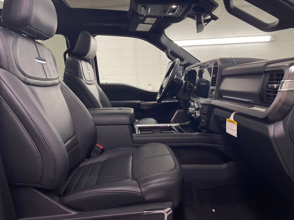 2026 STAR WHITE Ford Super Duty F-250 SRW Platinum 4X4 Truck