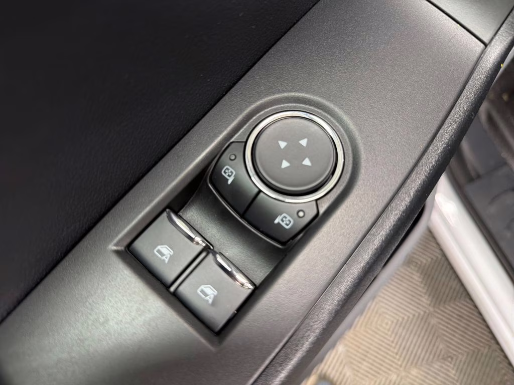 2026 OXFORD WHITE Ford Super Duty F-250 SRW XL RWD Truck