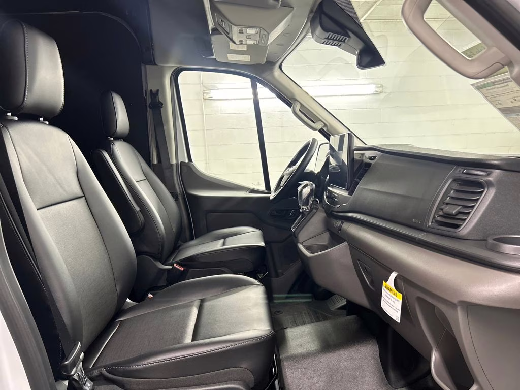 2026 OXFORD WHITE Ford Transit-250 Base RWD Van