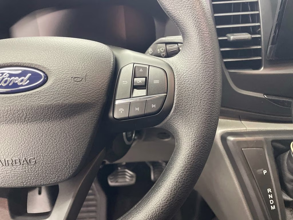2026 OXFORD WHITE Ford Transit-250 XL RWD Van