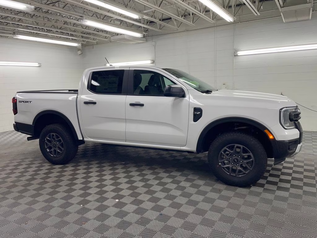 2025 OXFORD WHITE Ford Ranger XLT RWD Truck