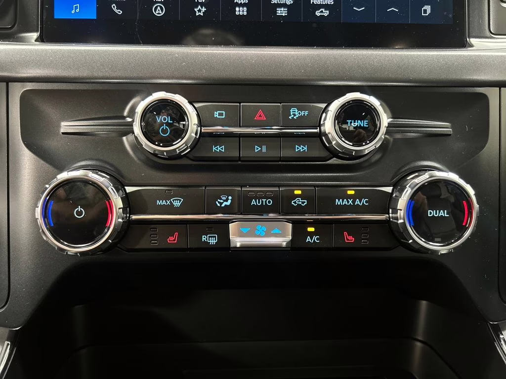 2025 OXFORD WHITE Ford F-150 XLT RWD Truck