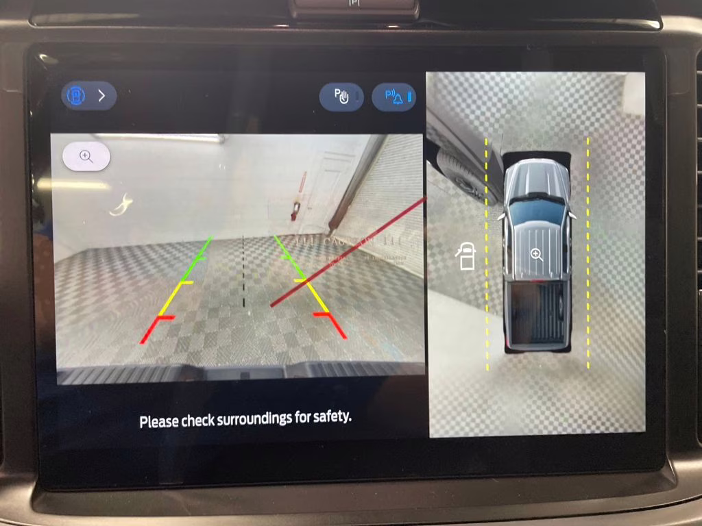 2025 AGATE BLACK Ford F-150 XLT RWD Truck