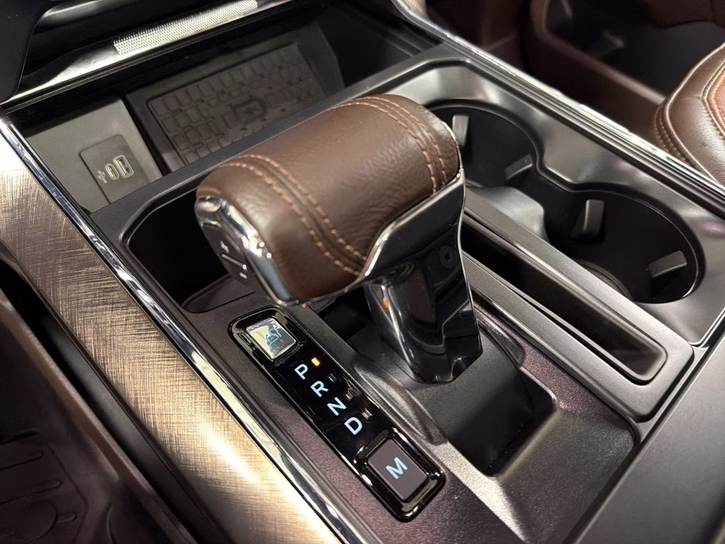 2025 Agate Black Metallic Ford F-150 King Ranch 4X4 Truck