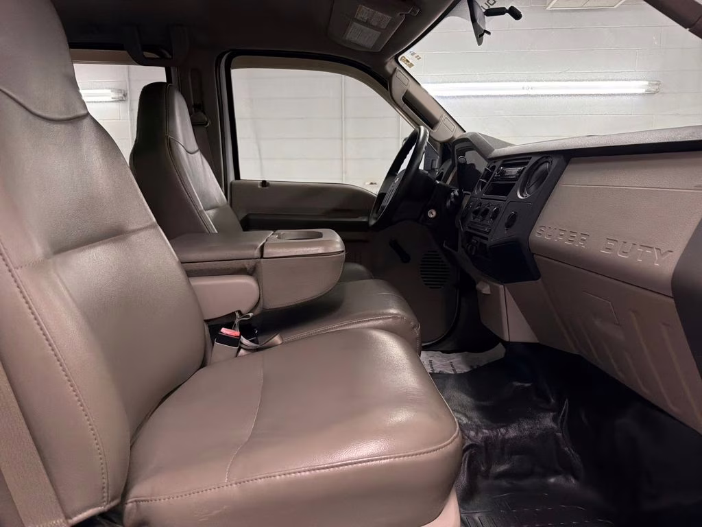 2008 Oxford White Clearcoat Ford Super Duty F-350 SRW XL 4X4 Truck