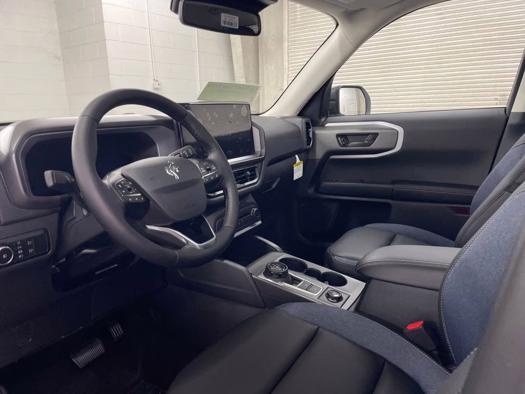 2025 OXFORD WHITE Ford Bronco Sport Outer Banks 4X4 SUV