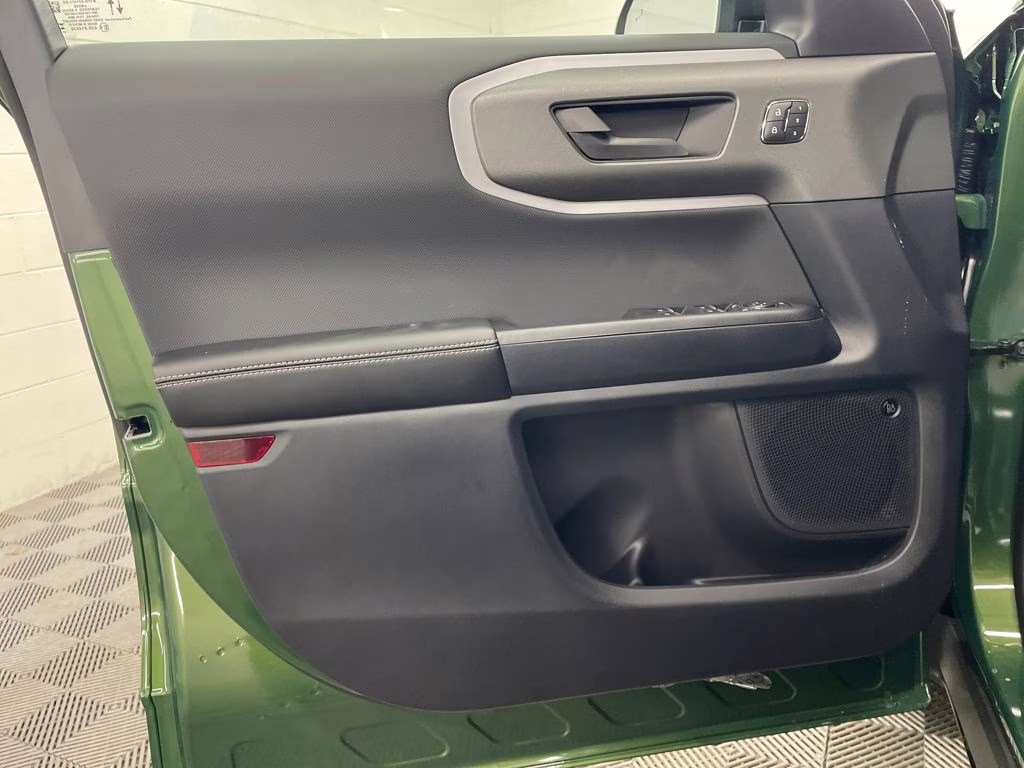 2025 ERUPTION GREEN Ford Bronco Sport Outer Banks 4X4 SUV