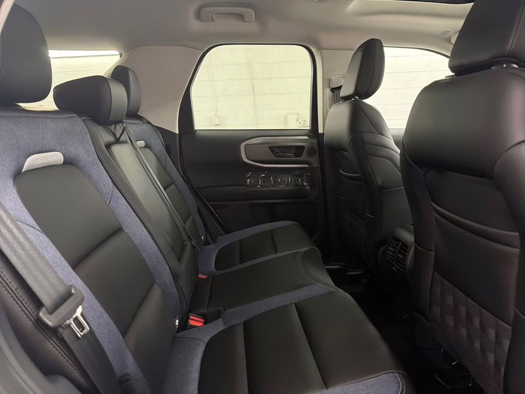 2025 OXFORD WHITE Ford Bronco Sport Outer Banks 4X4 SUV