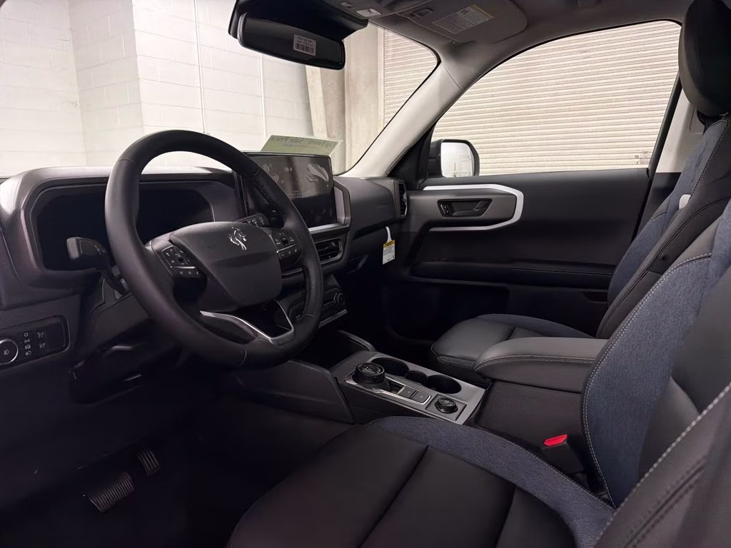 2025 OXFORD WHITE Ford Bronco Sport Outer Banks 4X4 SUV
