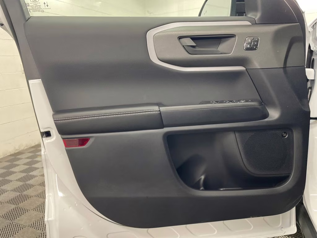 2025 OXFORD WHITE Ford Bronco Sport Outer Banks 4X4 SUV