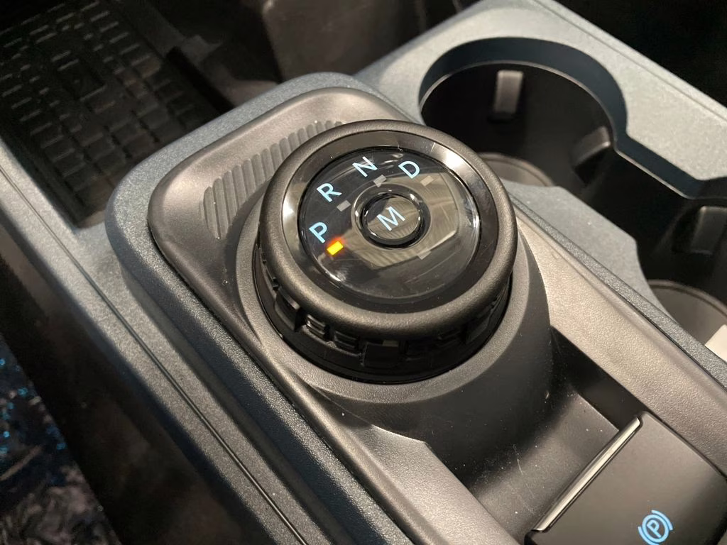 2025 SHADOW BLACK Ford Maverick Lobo High AWD Truck