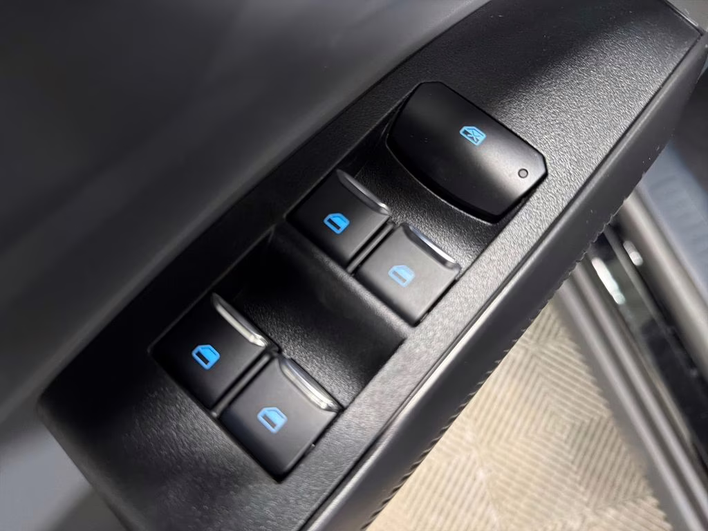 2026 SHADOW BLACK Ford Maverick XL FWD Truck