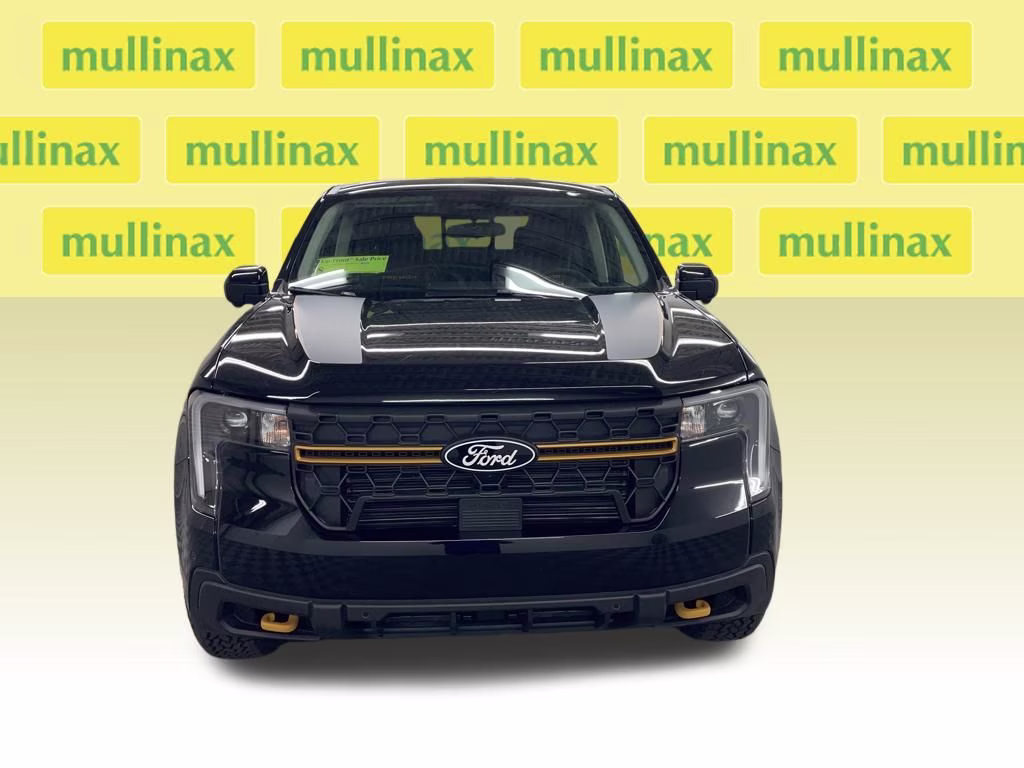 2025 SHADOW BLACK Ford Maverick Tremor AWD Truck