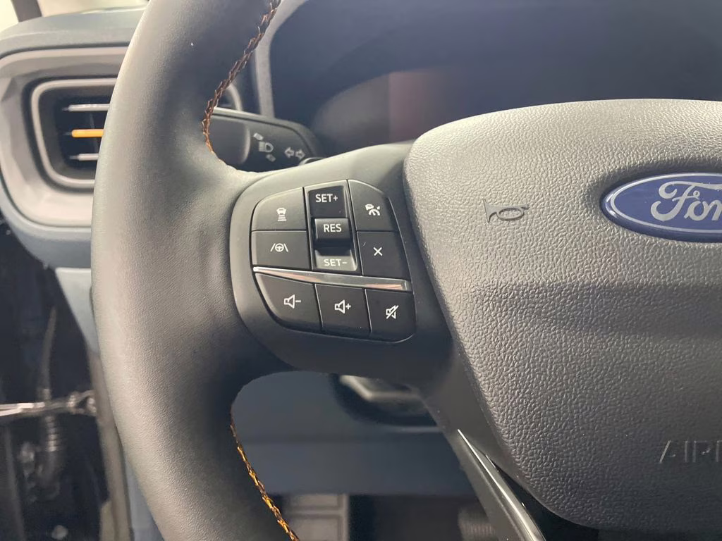 2025 SHADOW BLACK Ford Maverick Tremor AWD Truck