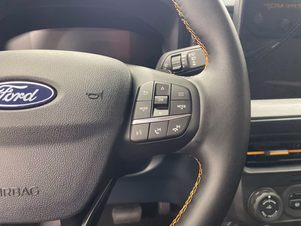 2025 SHADOW BLACK Ford Maverick Tremor AWD Truck