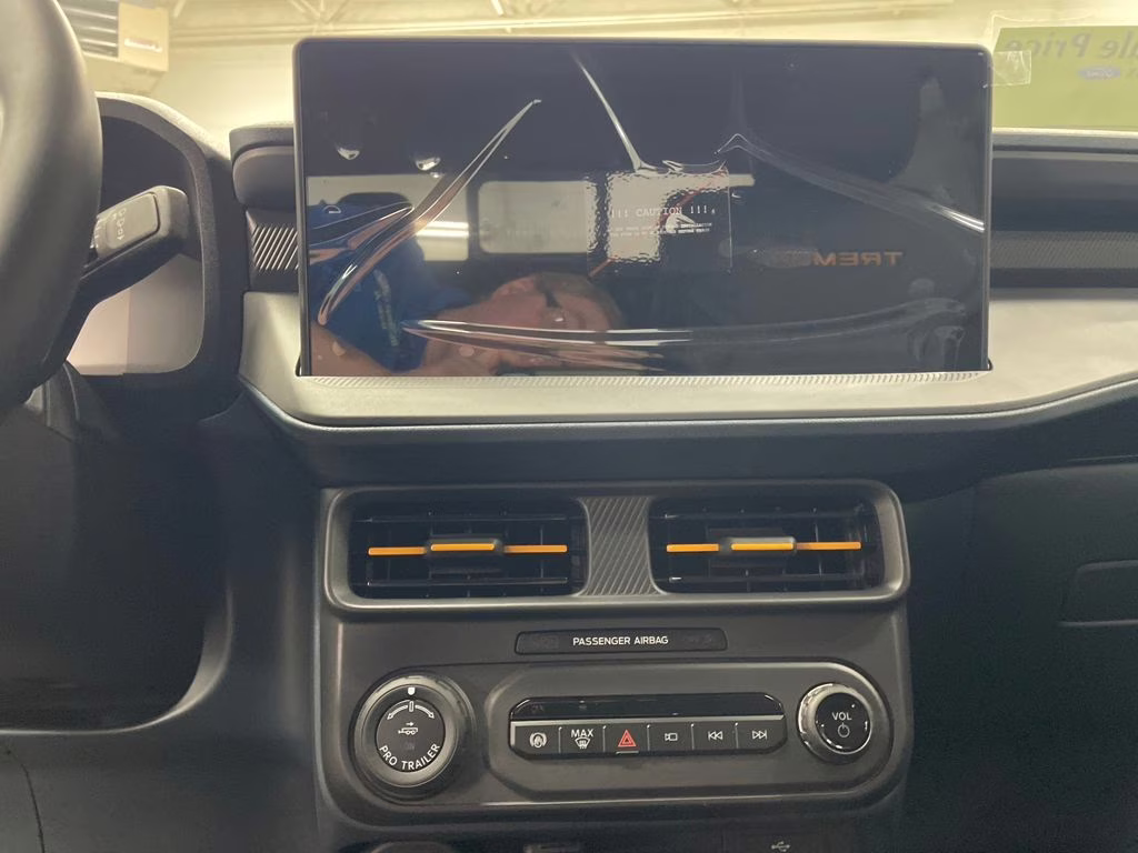 2025 SHADOW BLACK Ford Maverick Tremor AWD Truck