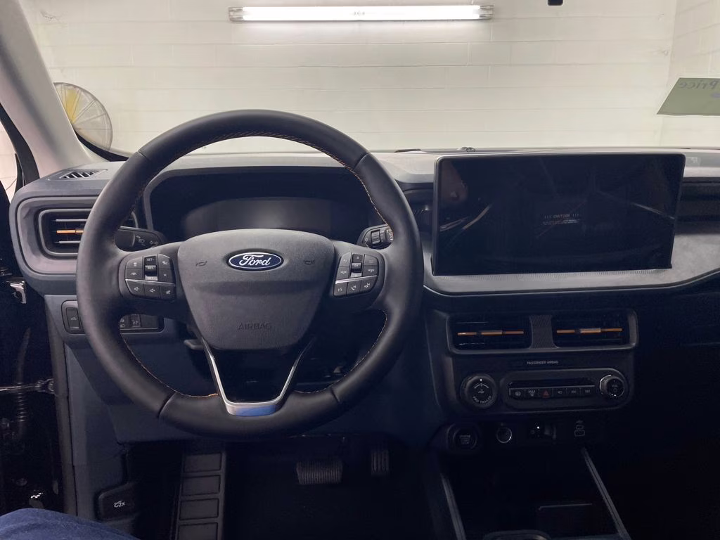 2025 SHADOW BLACK Ford Maverick Tremor AWD Truck