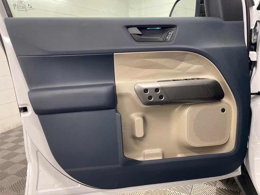 2025 OXFORD WHITE Ford Maverick Lariat AWD Truck