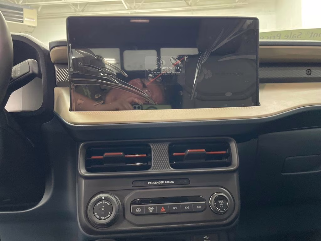 2025 OXFORD WHITE Ford Maverick Lariat AWD Truck