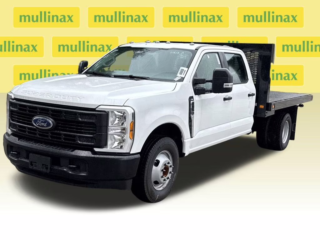 2025 Oxford White Ford Super Duty F-350 DRW XL RWD Chassis