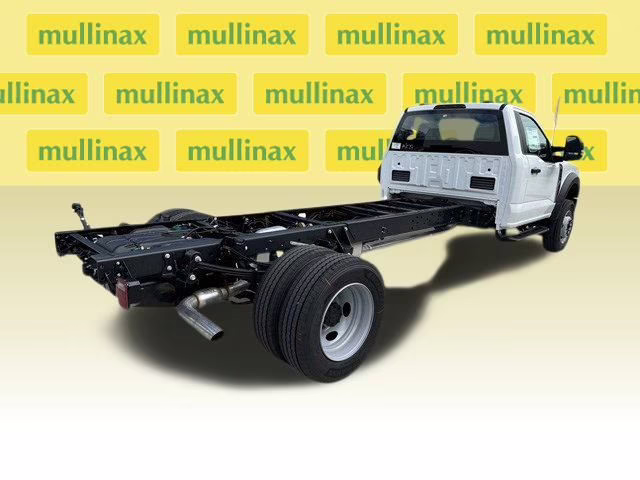 2024 Oxford White Ford Super Duty F-600 XL RWD Chassis