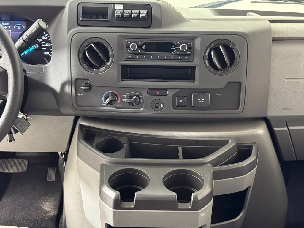 2026 Oxford White Ford E-350SD Base RWD Truck