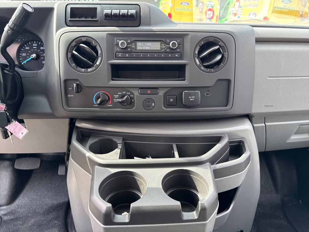 2026 Oxford White Ford E-350SD Base RWD Truck