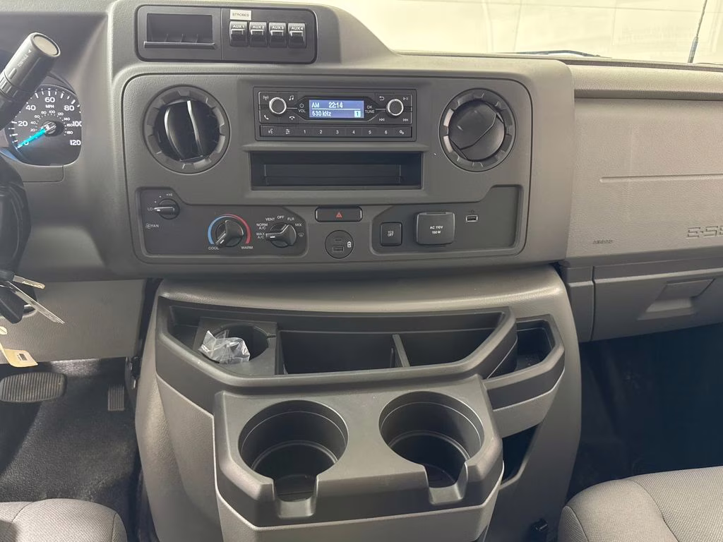 2026 Oxford White Ford E-350SD Base RWD Truck