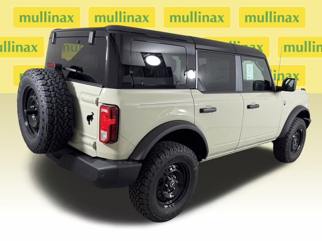 2026 Desert Sand Ford Bronco Big Bend 4X4 SUV