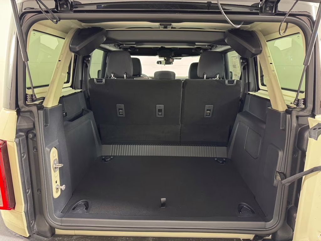 2026 Desert Sand Ford Bronco Big Bend 4X4 SUV