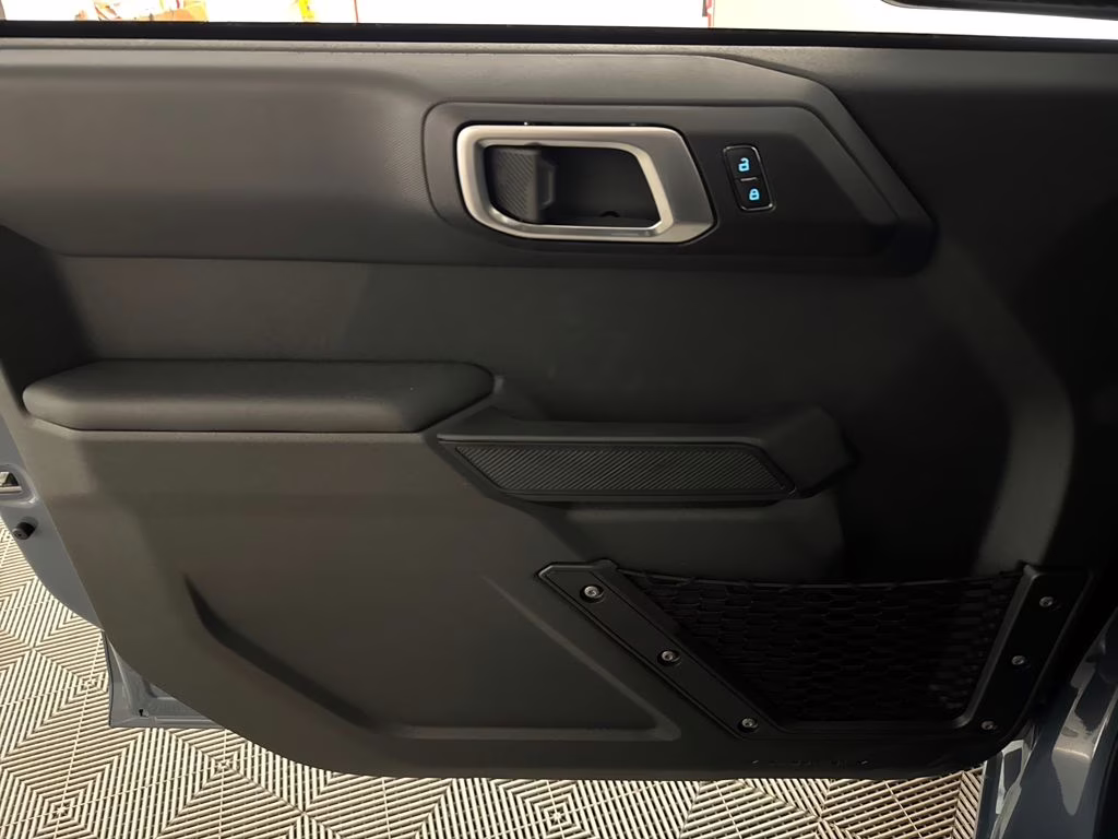 2025 Azure Gray Metallic Tri-Coat Ford Bronco Big Bend 4X4 SUV