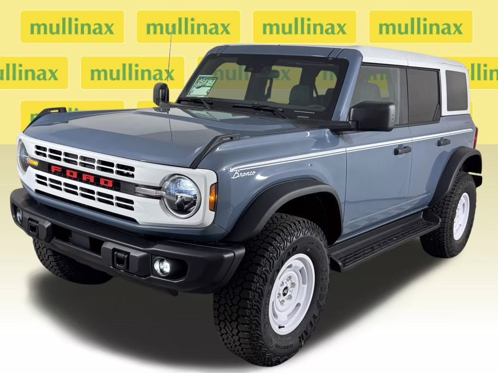 2025 Azure Gray Metallic Tri-Coat Ford Bronco Heritage Edition 4X4 SUV