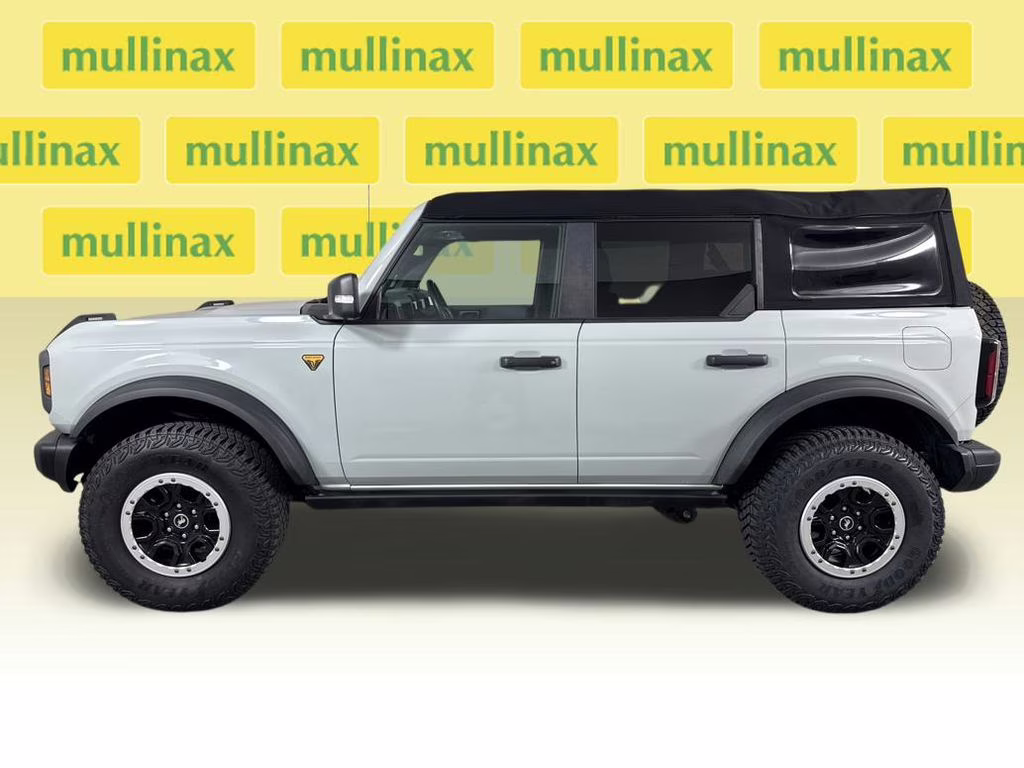 2023 Cactus Gray Ford Bronco Badlands 4X4 SUV