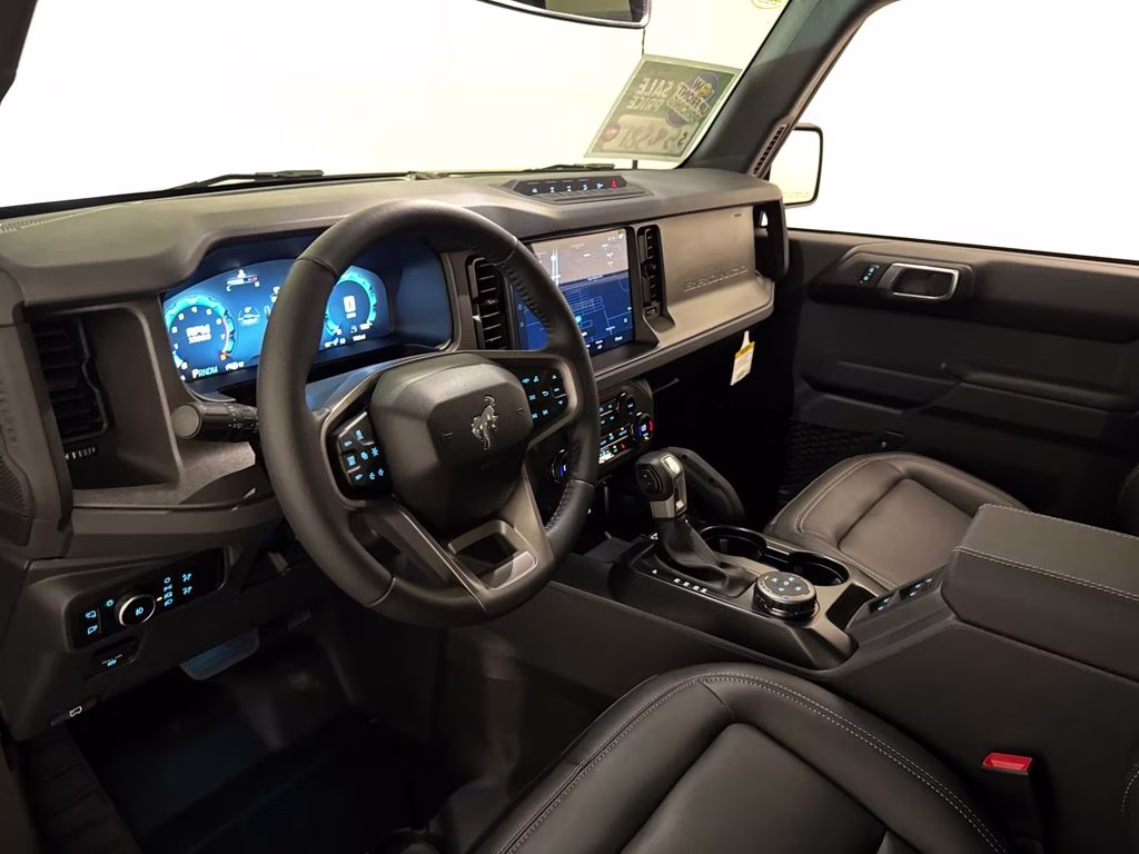 2025 Azure Gray Metallic Tri-Coat Ford Bronco Badlands 4X4 SUV
